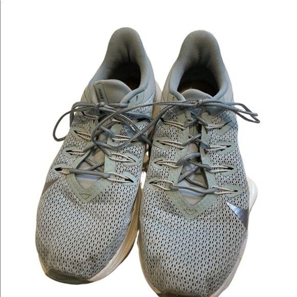 Nike Shoes - Nike Women's Quest 2 casual running shoes